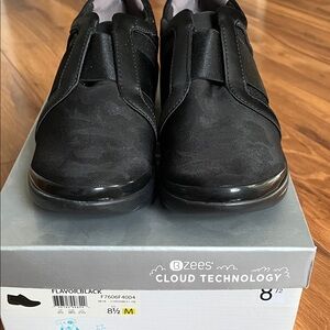 Bzees Black Loafers with Cloud Technology